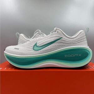 Nike Vomero Plus Wide White Turquoise Bleached Mint Foam BRAND NEW SZ 9.5 Women